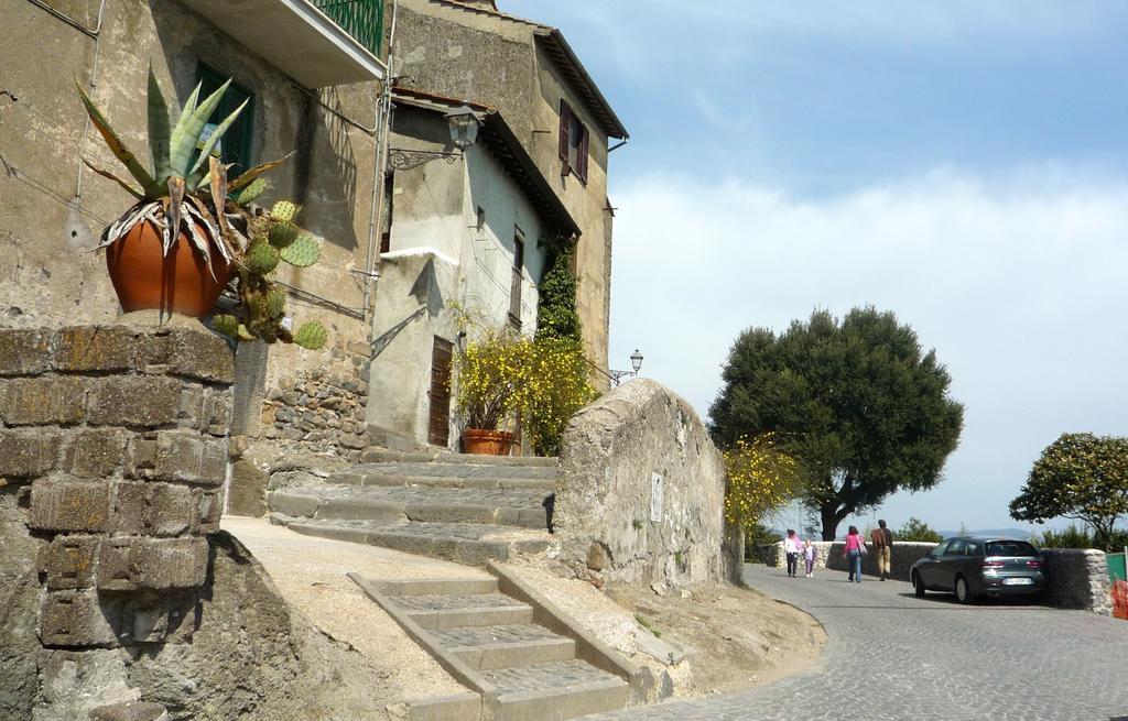 La Colombaia Nel Castello Apartment Bracciano  Phòng bức ảnh