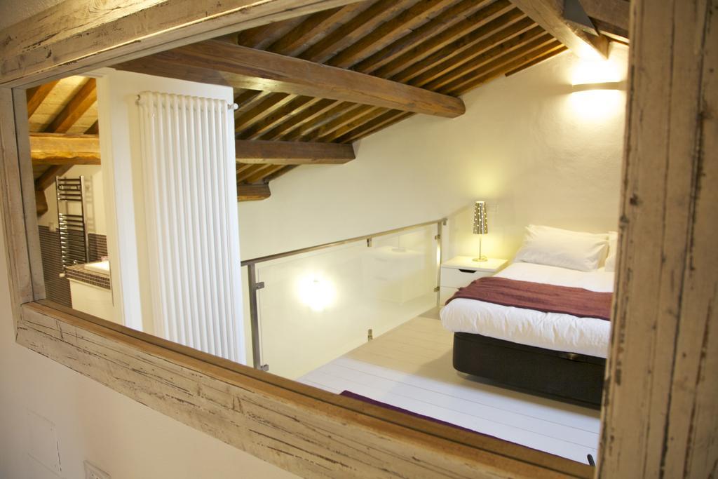 La Colombaia Nel Castello Apartment Bracciano  Phòng bức ảnh