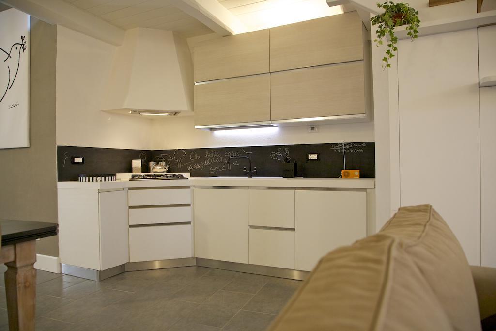 La Colombaia Nel Castello Apartment Bracciano  Phòng bức ảnh